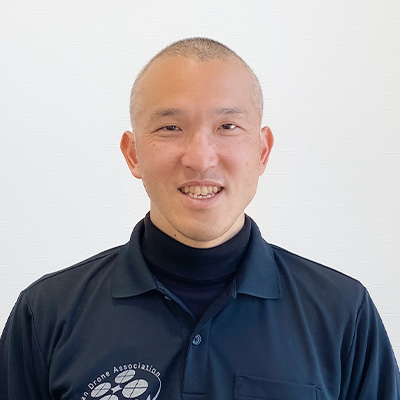 代表 岡田晃二